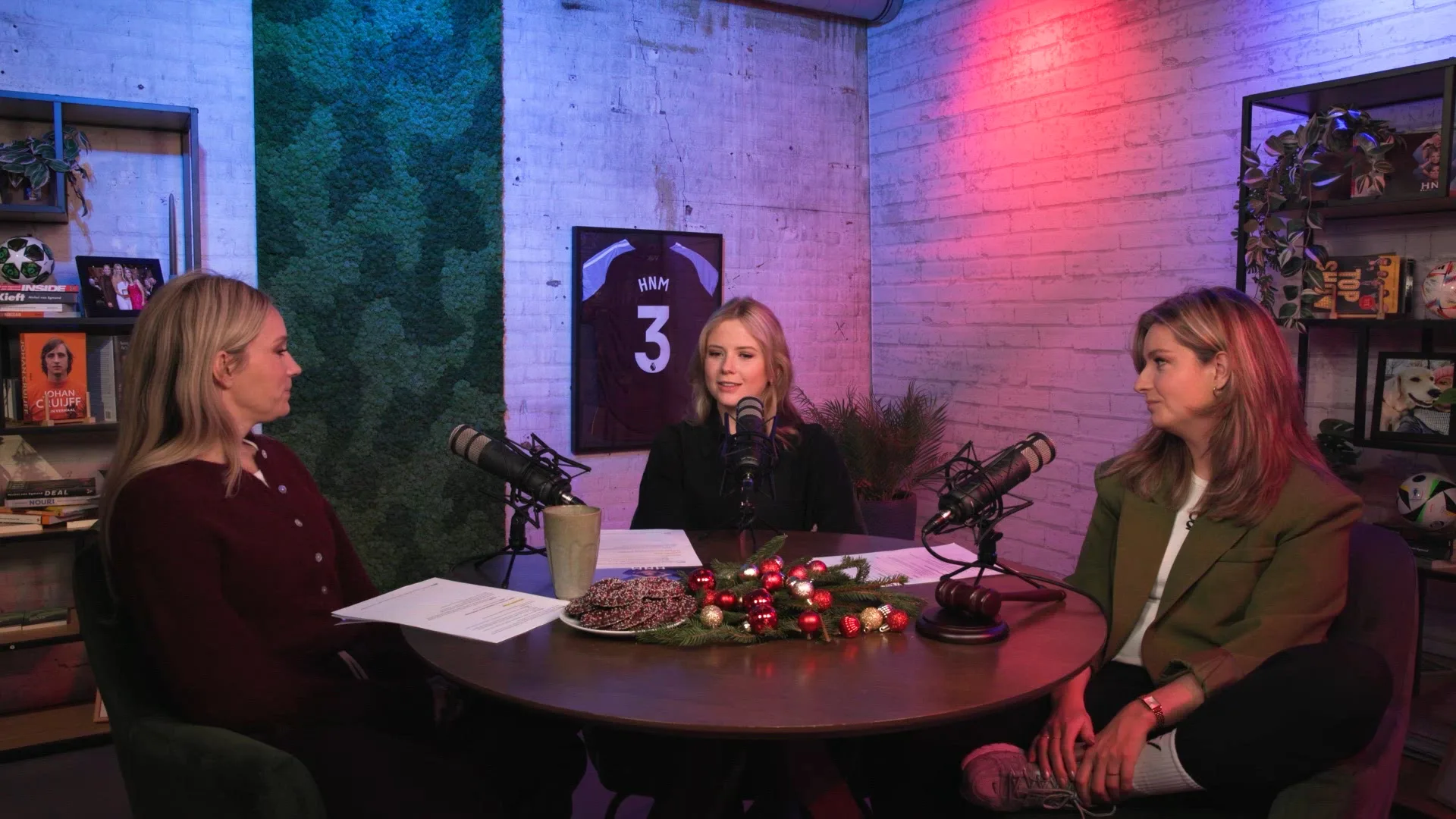 Noa Vahle over kerst in huize De Mol: 'Gourmetten met ome John'