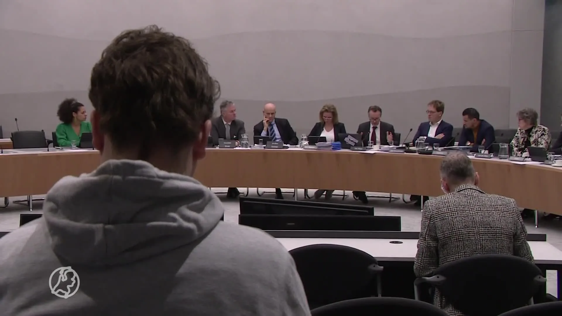 Zaak tegen Sywert van Lienden begint, zelf zit hij op publieke tribune