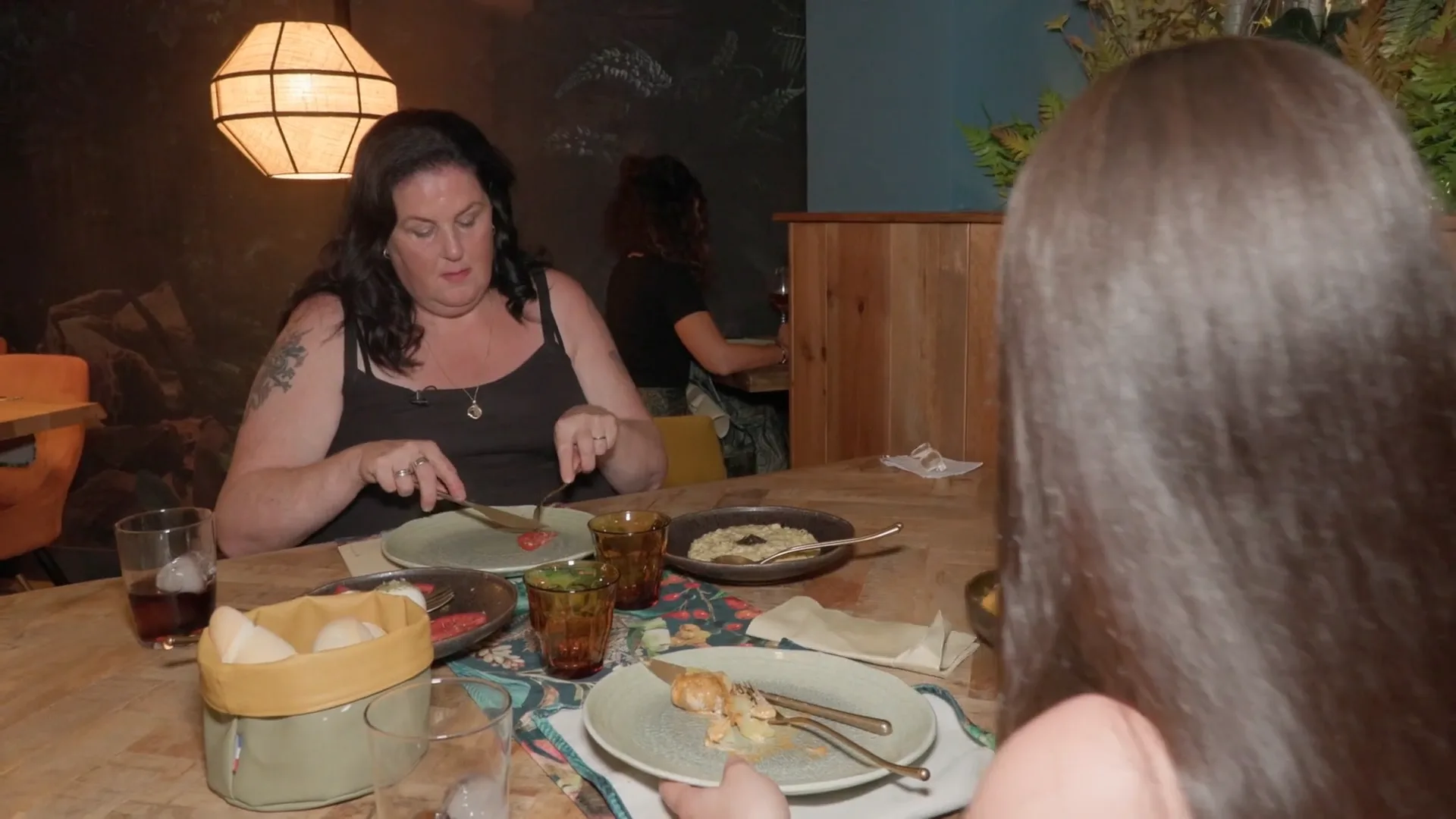 Arm gezin in Steenrijk, Straatarm gaat naar Spanje, maar vindt het eten niets: 'Dit lust ik niet'