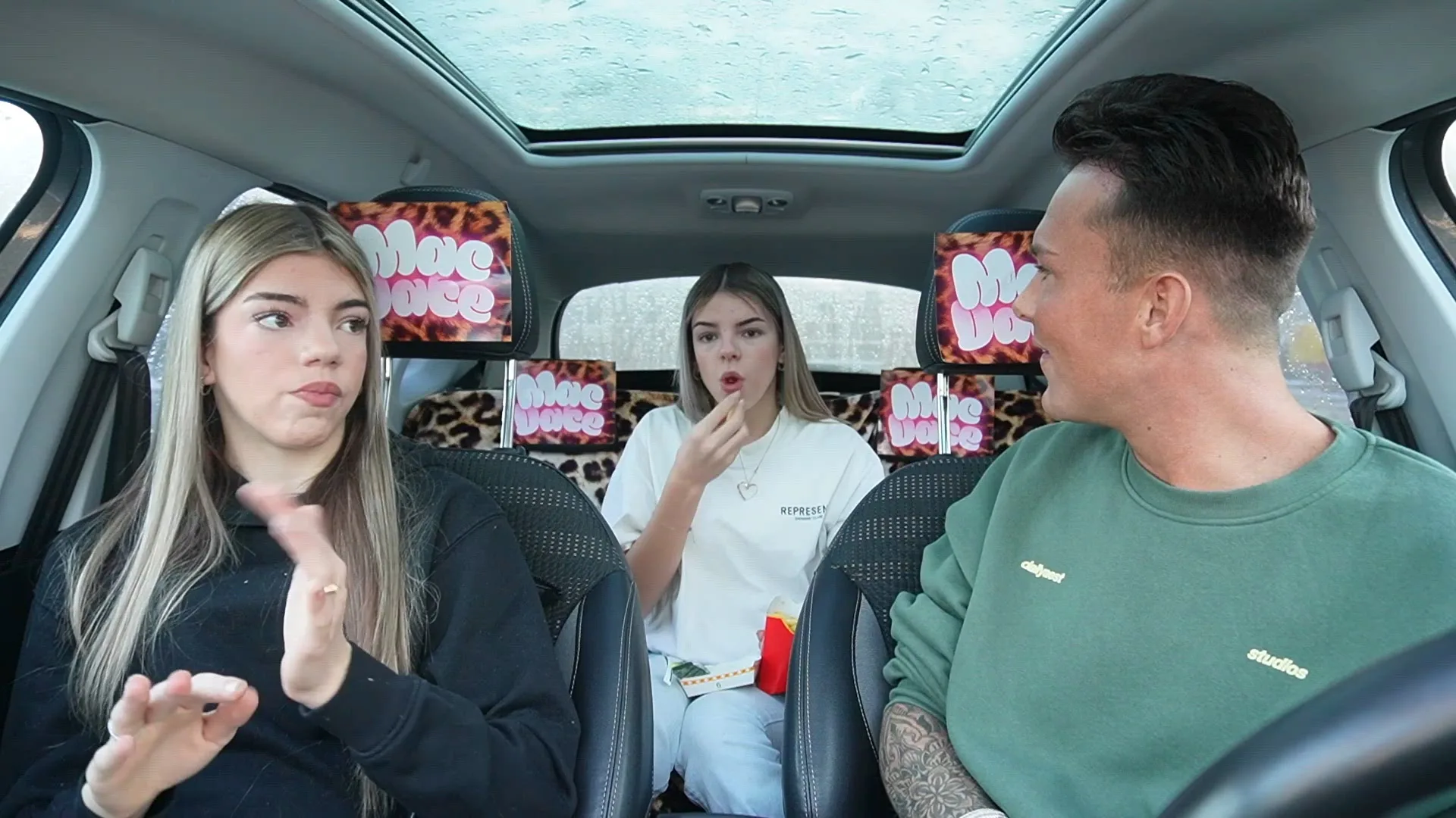 Lily van der Meijde is al vrij bekend: 'Ik moest 10 keer op de foto'