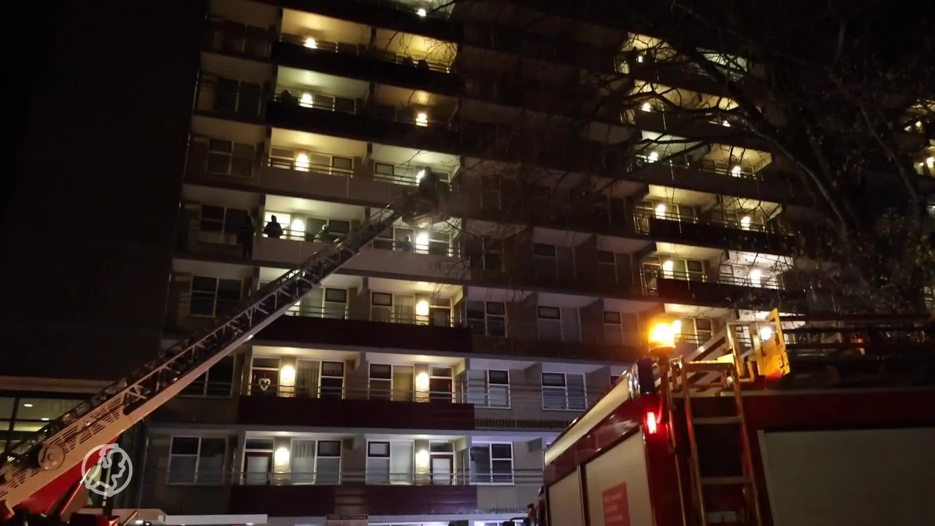 Twee gewonden door brand in flatwoning in Gouda