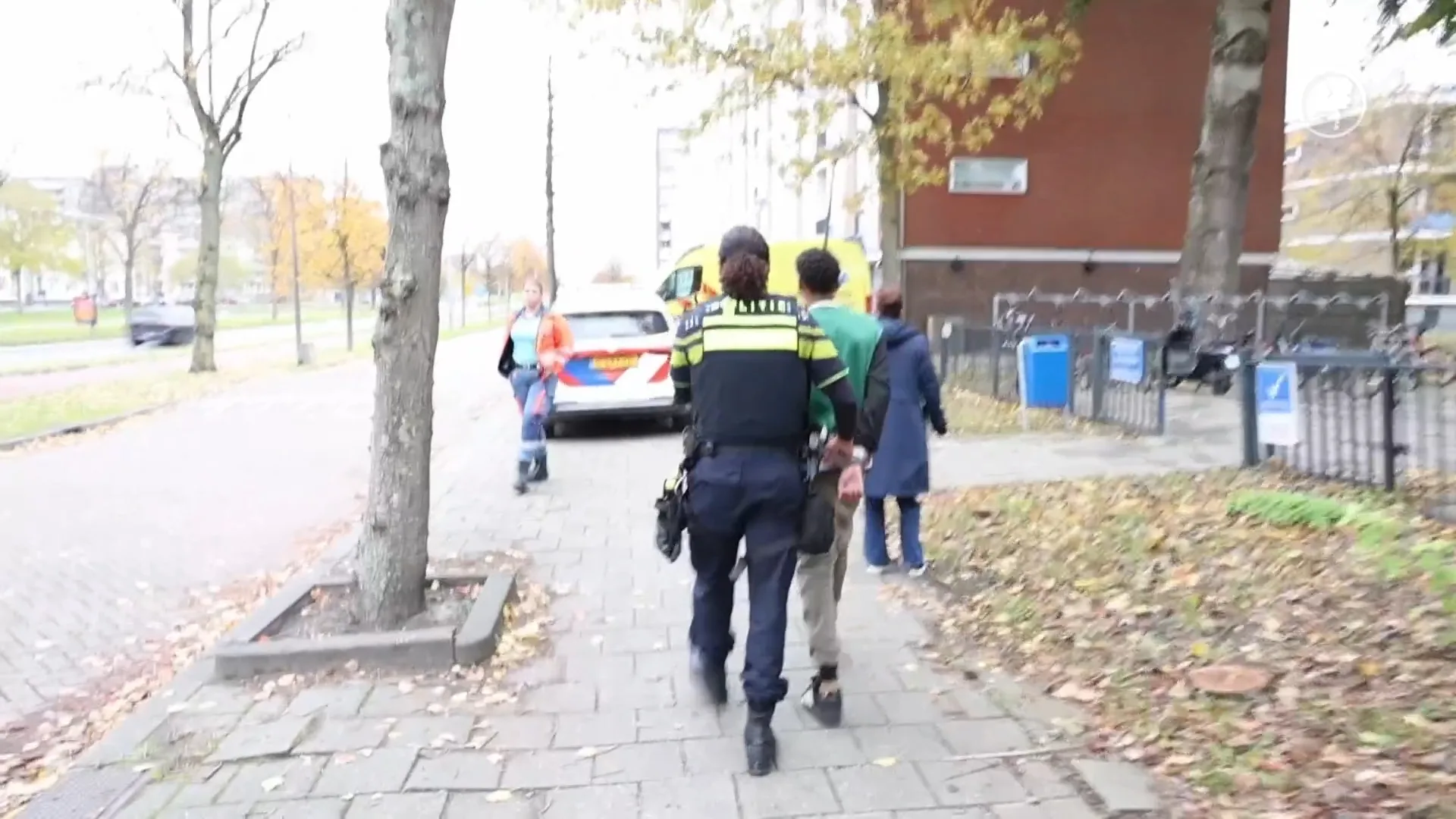 Gewonde bij steekpartij school Schiedam, leerlingen aangehouden