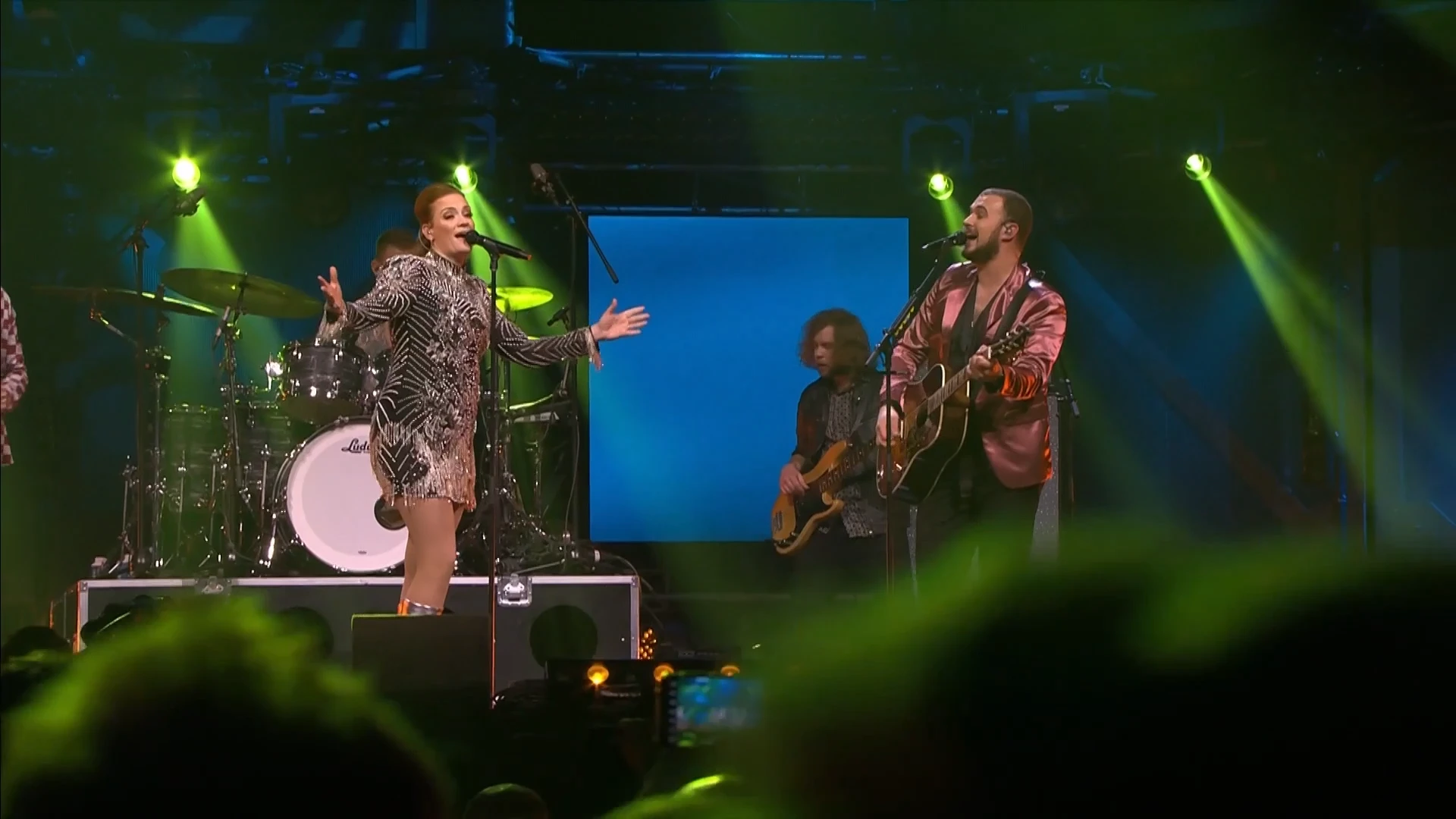 Bee Gees Forever & Michelle Splietelhof - Islands in the Stream [Live in de Ziggo Dome]