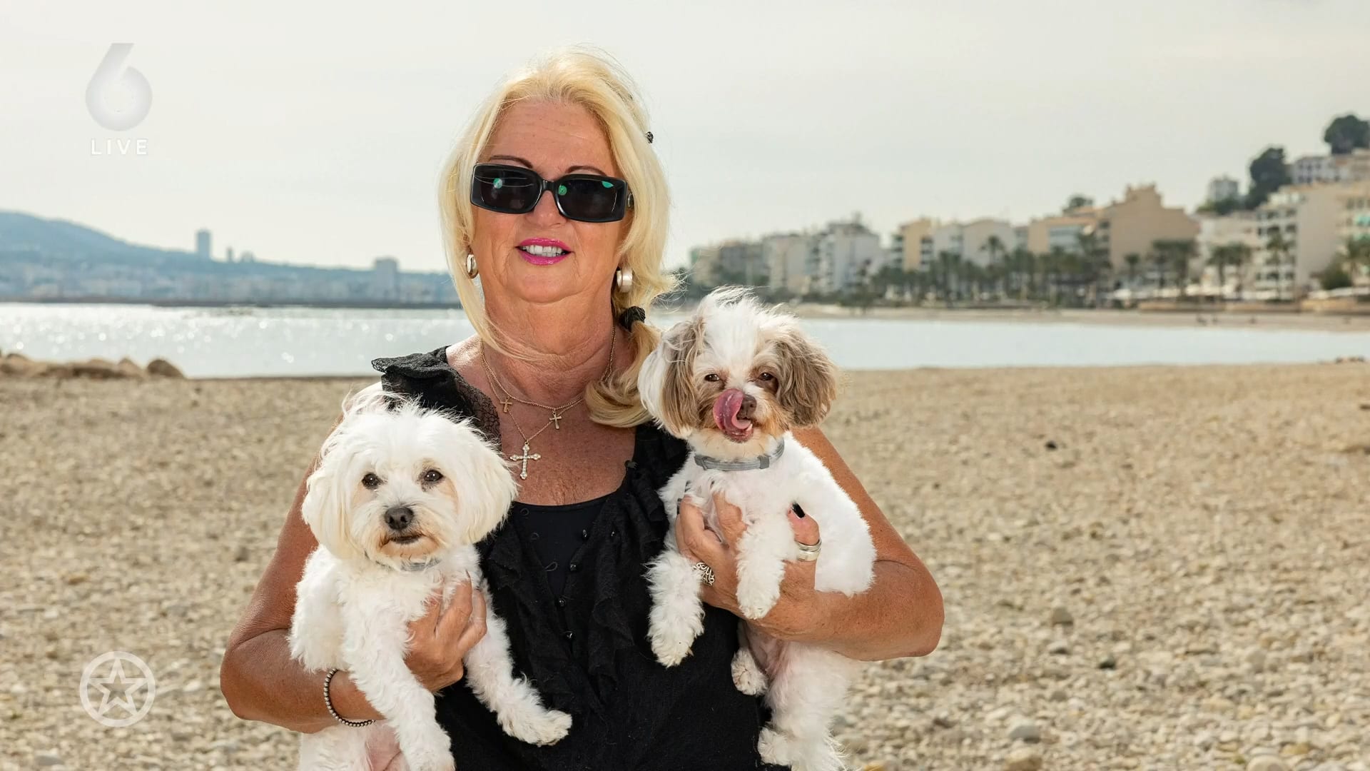 Monique Hansler verbolgen over uitspraken Antine en Denise