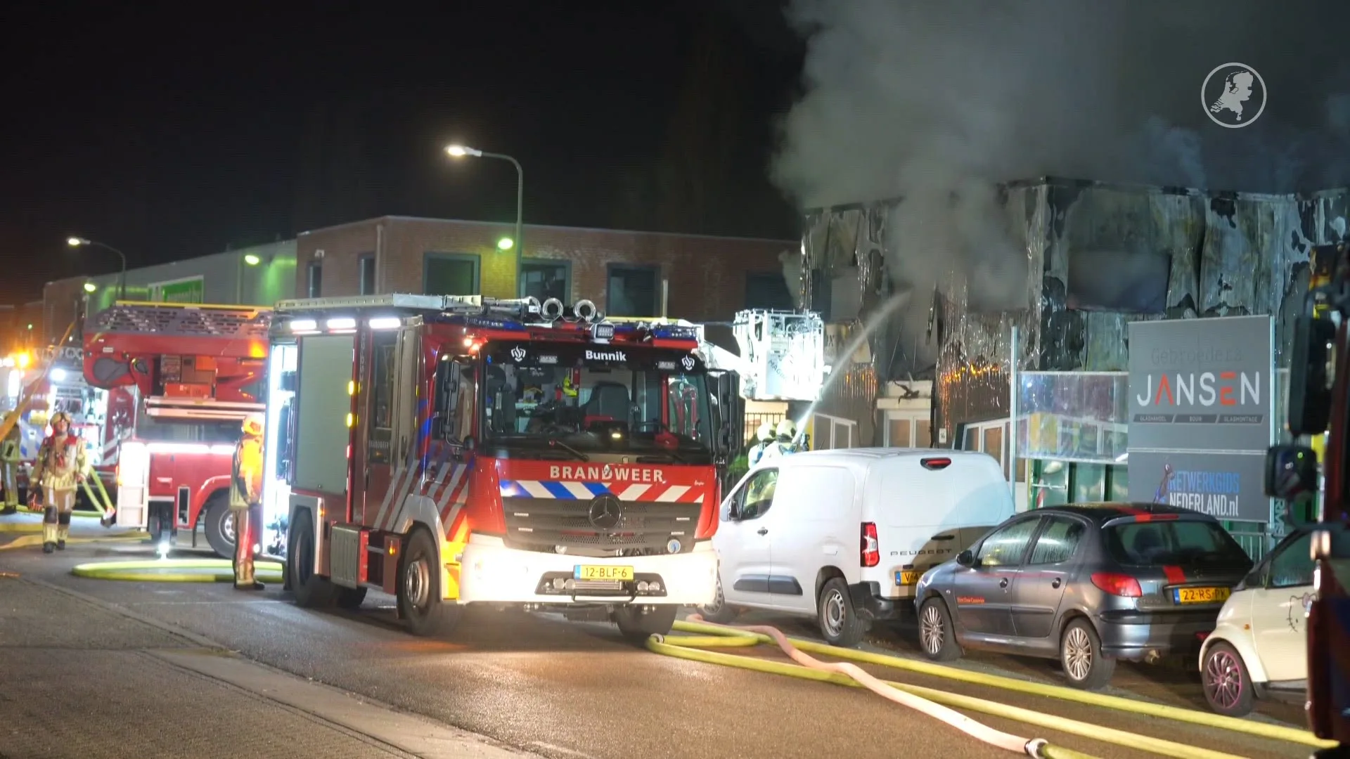 Grote brand bij metaalverwerkingsbedrijf in Utrechtse Bunnik