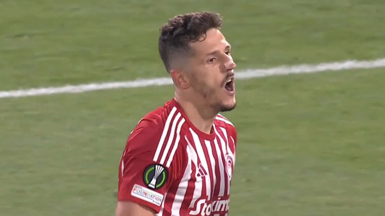 KANS: Jovetic schiet Olympiakos bijna op voorsprong