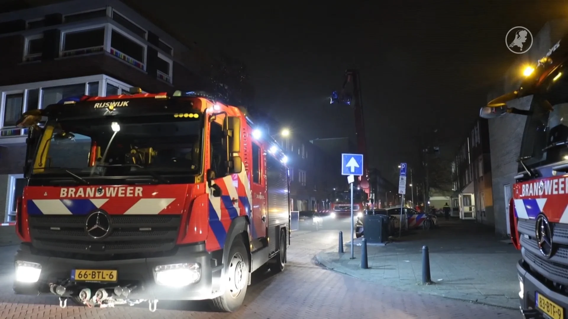 Meerdere woningen ontruimd door brand in loods in Den Haag