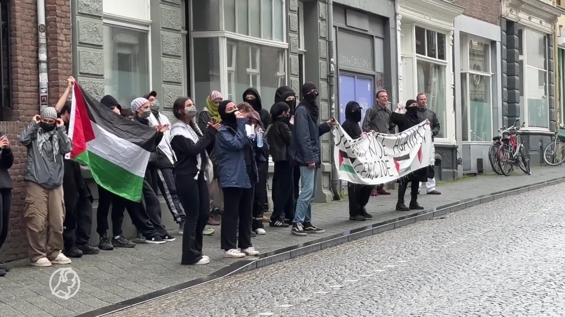 Universiteit in Maastricht bezet door pro-Palestina demonstranten