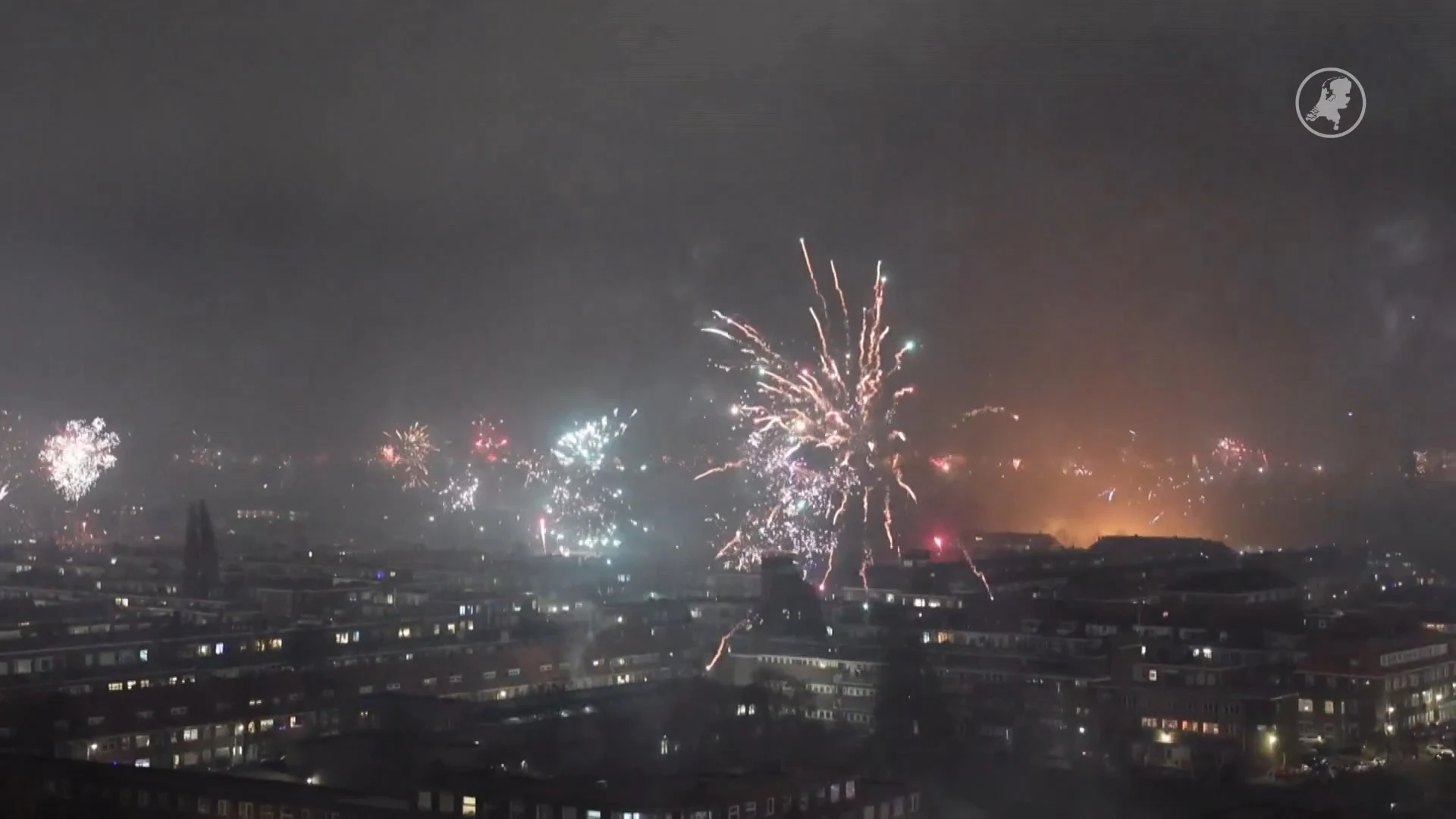 Nog één keer vuurwerk afsteken: zo knalt Nederland het nieuwe jaar in