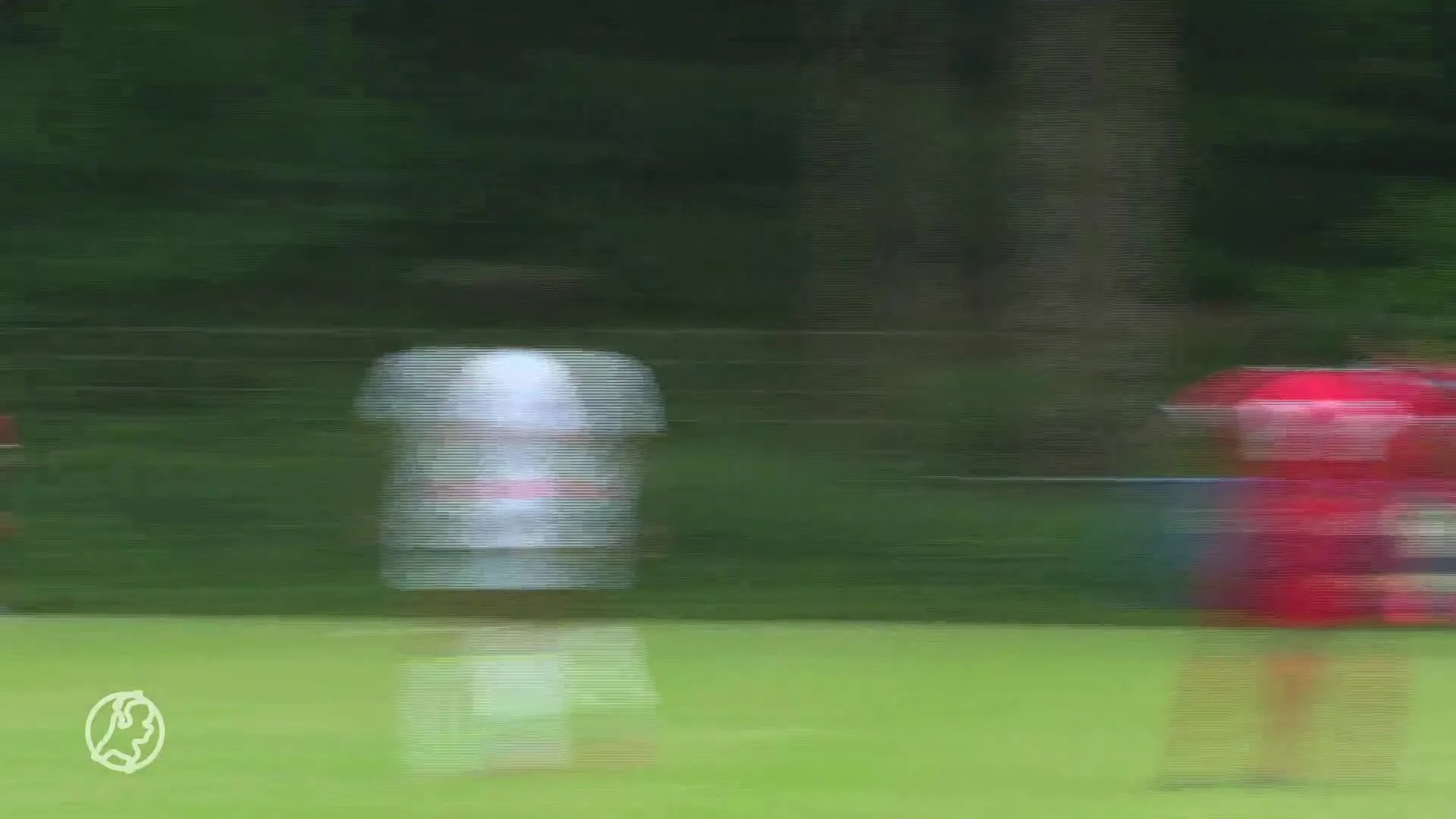 Piet is bondscoach van Sint Maarten, maar het contrast met Oranje is groot