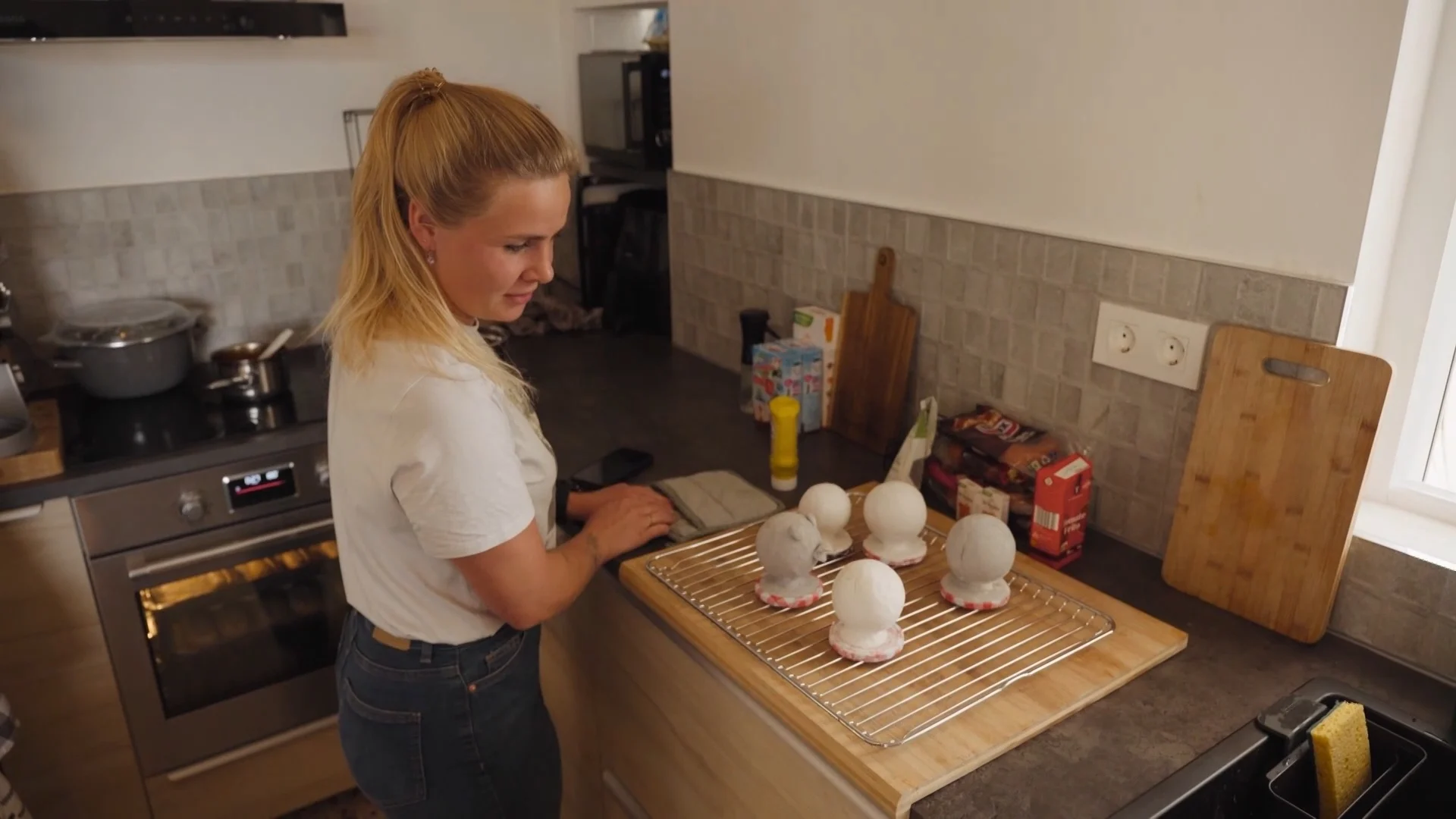 Hilda's knutselworkshops moeten gezin redden