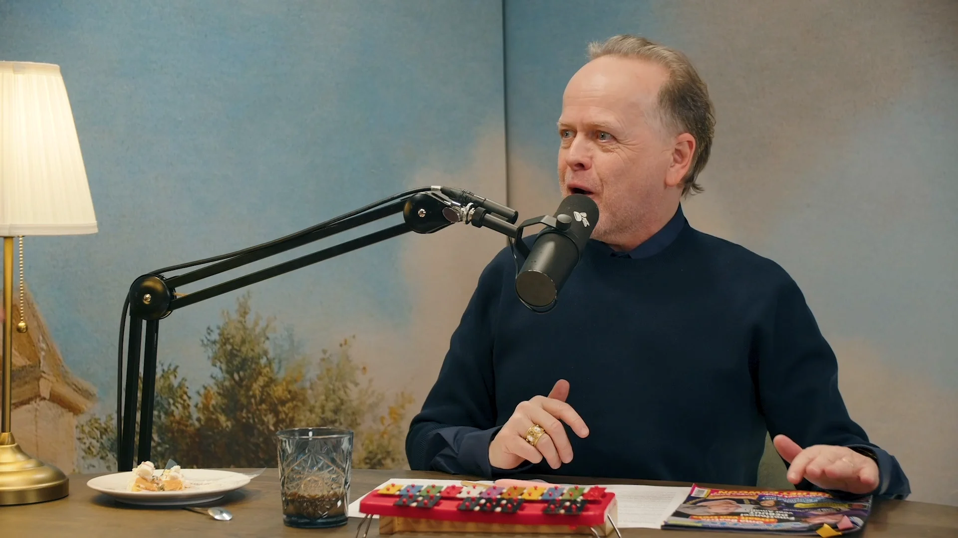 Marc-Marie aangesproken na het kruipen onder een hek