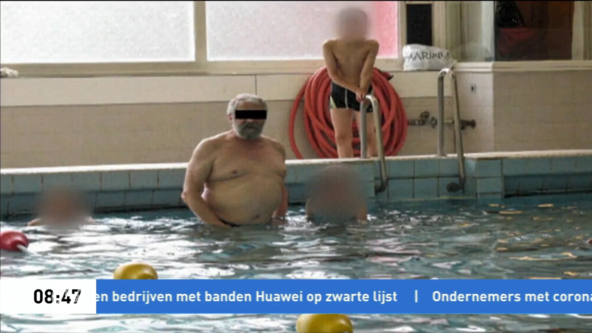 Veroordeelde zwembadleraar Benno L. heeft weer kinderen misbruikt, nu in Duitsland