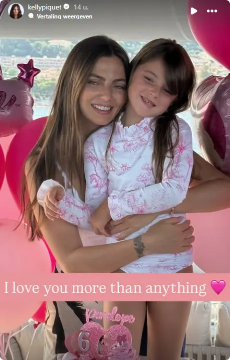 Kelly Piquet deelt onder meer deze foto op haar Instagram.