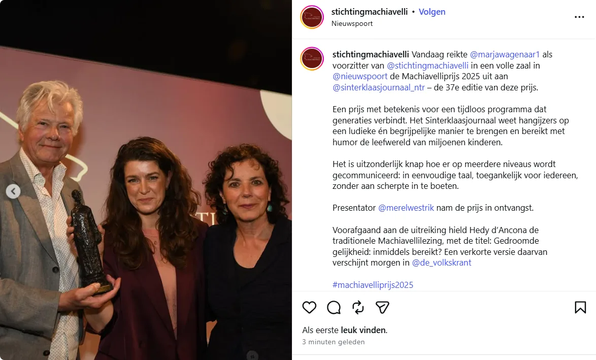 Merel Westrik neemt Machiavelliprijs in ontvangst (@instagram).