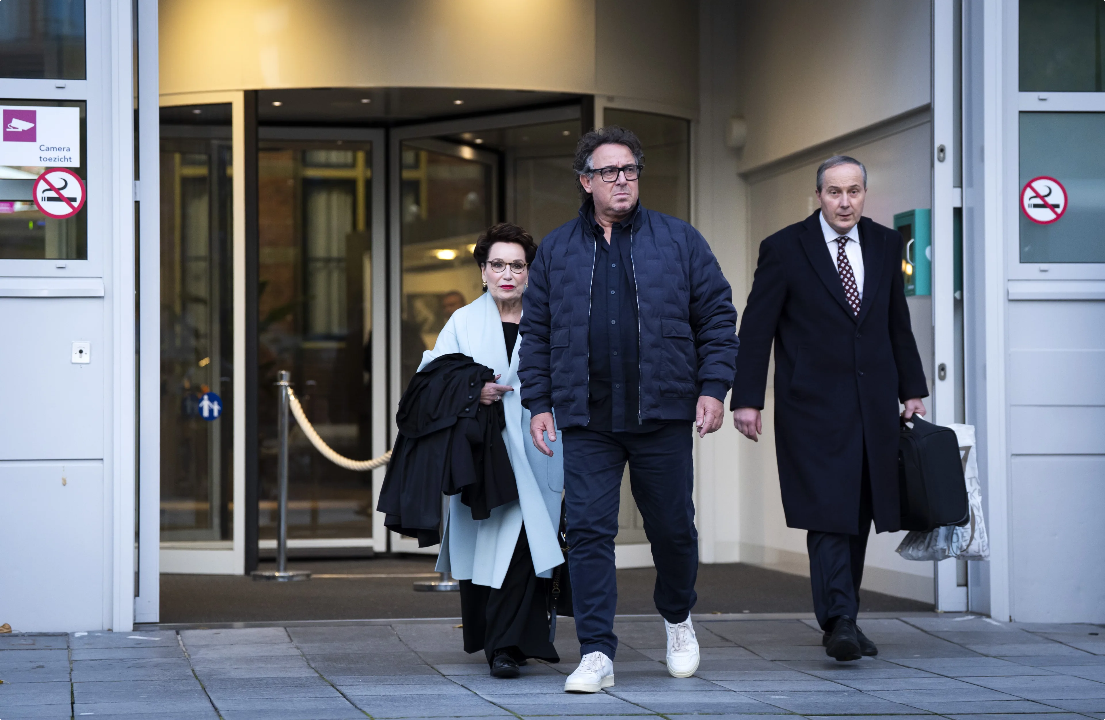 Marco Borsato staat de pers te woord na afloop van de tweede dag van de inhoudelijke behandeling van de zedenzaak tegen hem - Bron: ANP