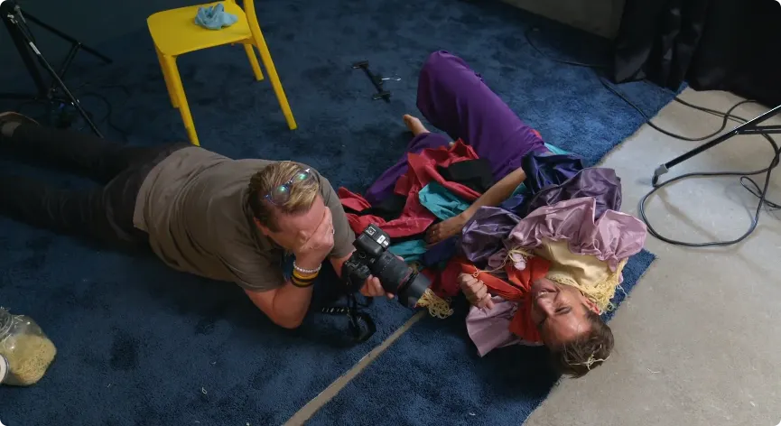 Oos en Aran lagen dubbel van het lachen - Bron: RTL