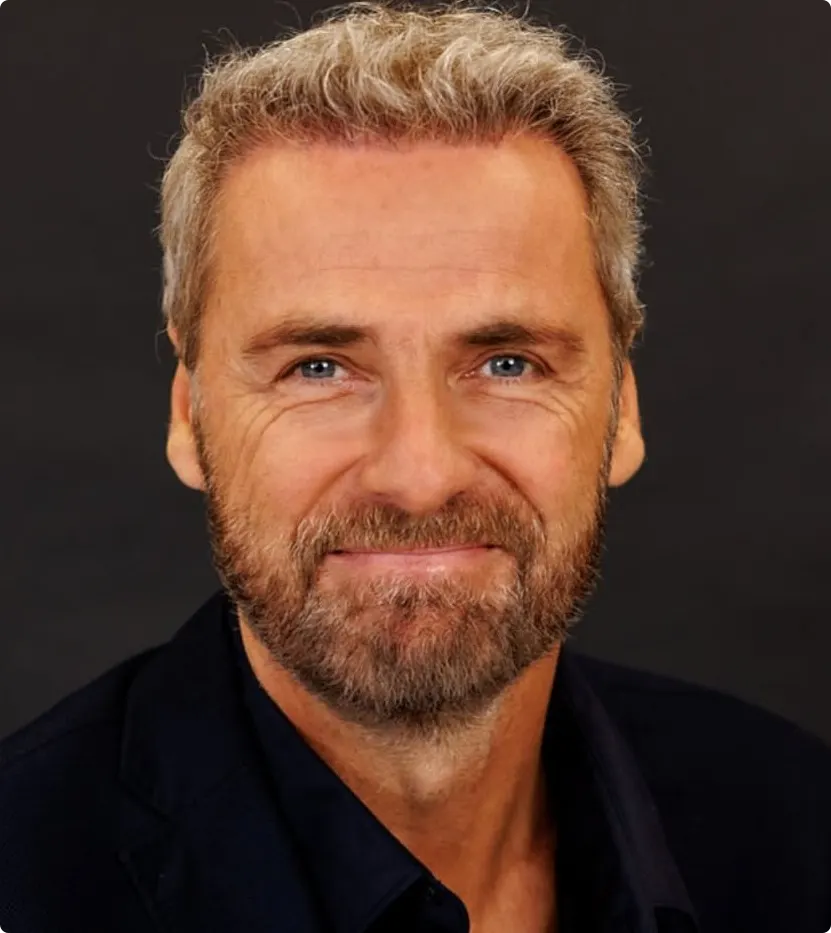 Foto: Instagram John Ewbank