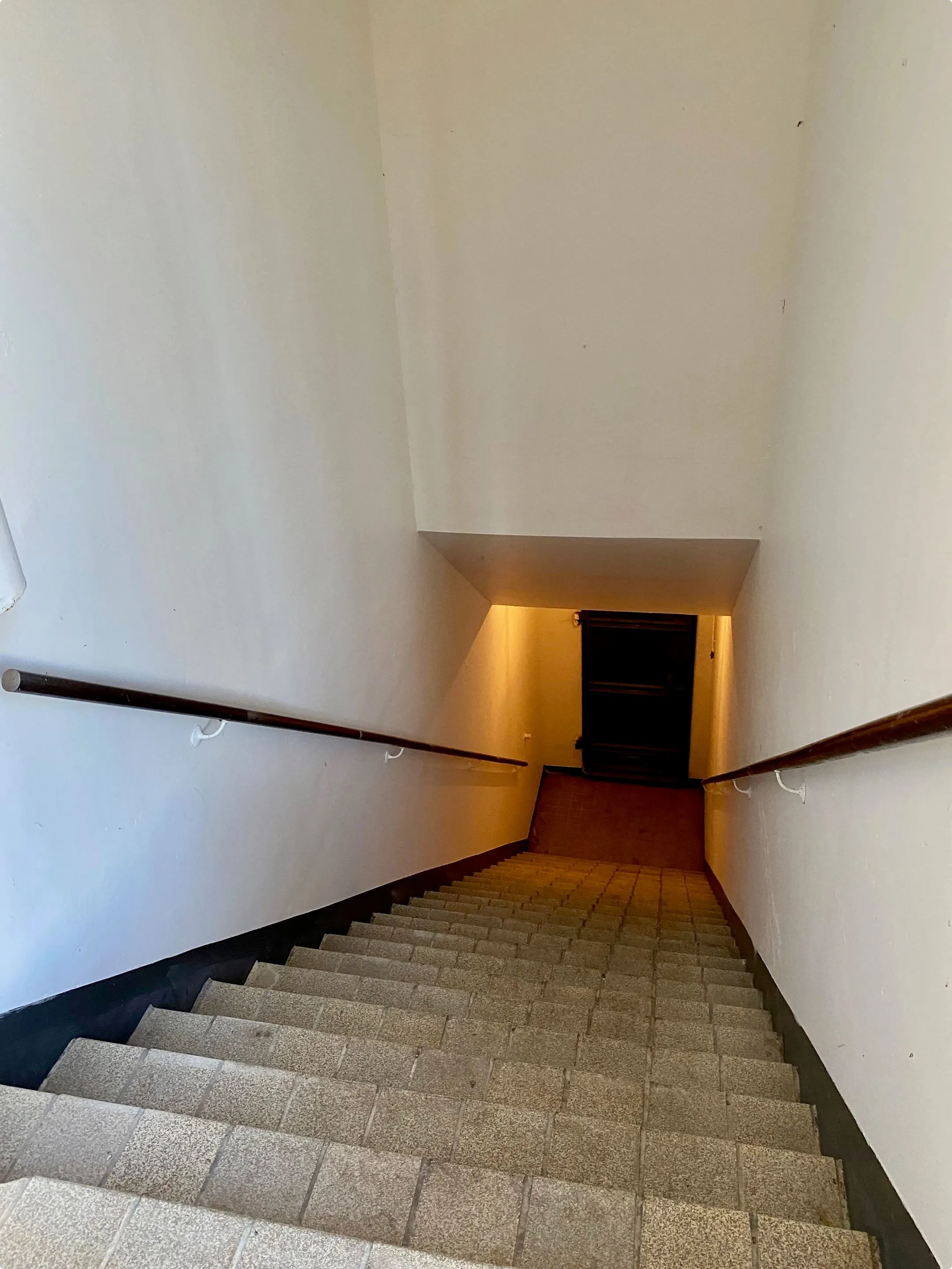 Veilig onder de grond: bijzondere Zeeuwse atoombunker in de verkoop