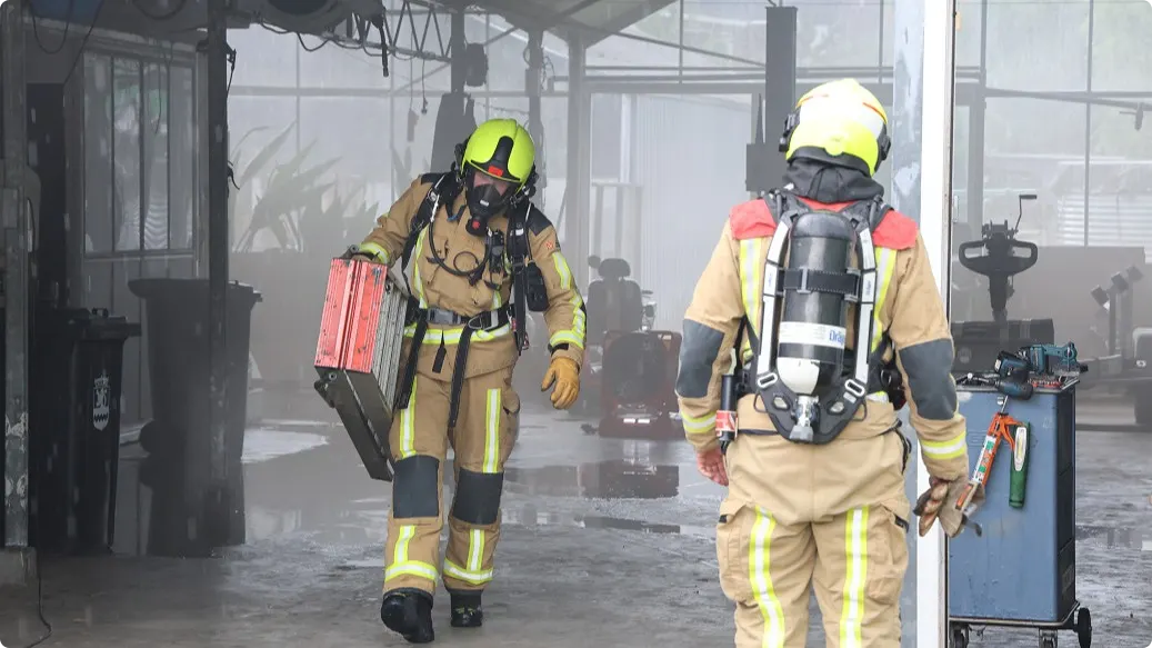 Brand door mogelijke blikseminslag in Monster. Foto: Regio15