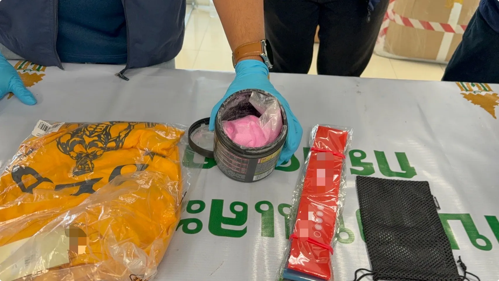 De verstopte drugs. Beeld: Facebook/Bureau van de Narcoticacontroleraad Thailand.