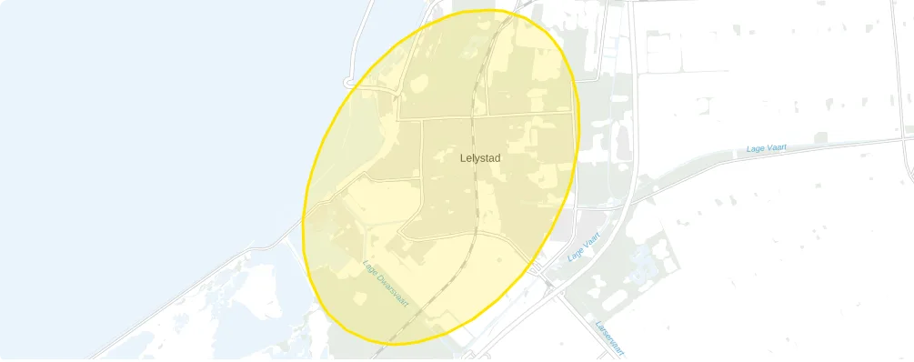 De inwoners in het bovenstaande gebied zijn gewaarschuwd voor de rook die afkomstig is van de brand. Beeld: NL-Alert