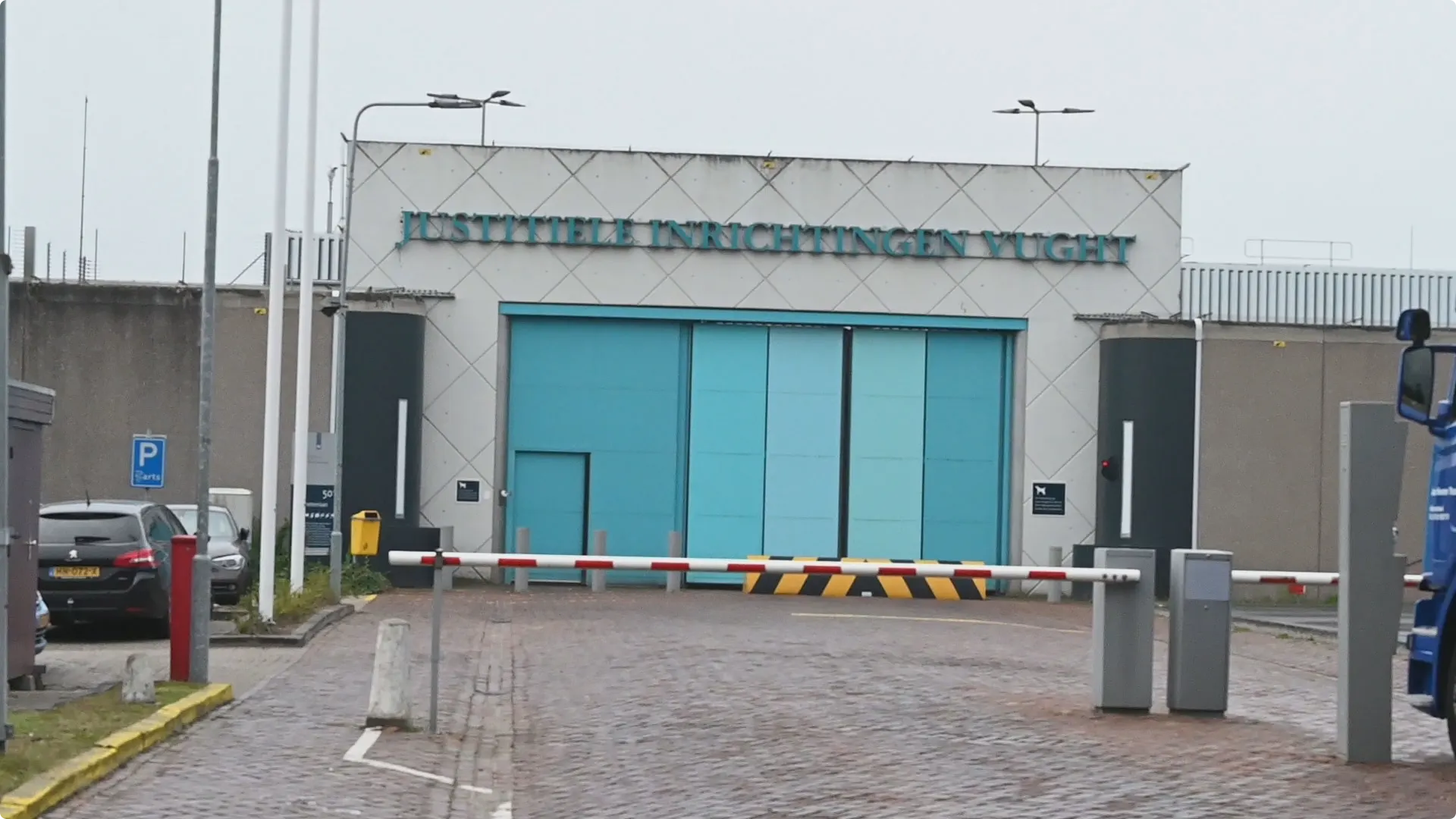 Gebied rond PI Vught afgezet om 'verdachte situatie'