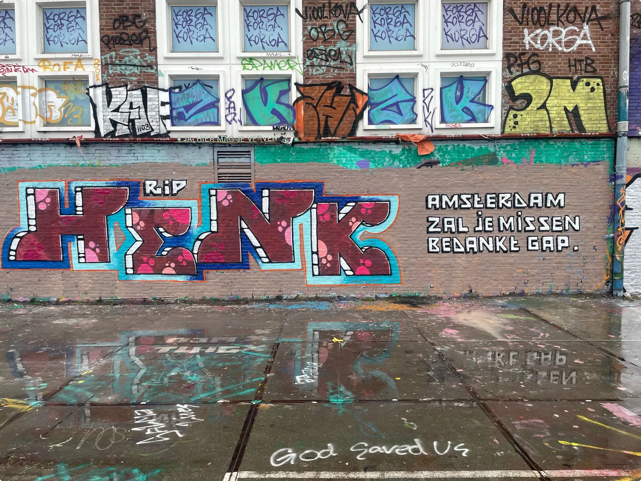 Muurschildering ter nagedachtenis aan Henxs