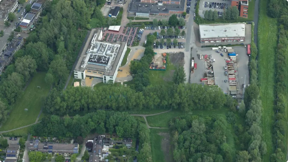 De politie deelt een foto van de plek waar het stoffelijk overschot is aangetroffen. Beeld: Politie