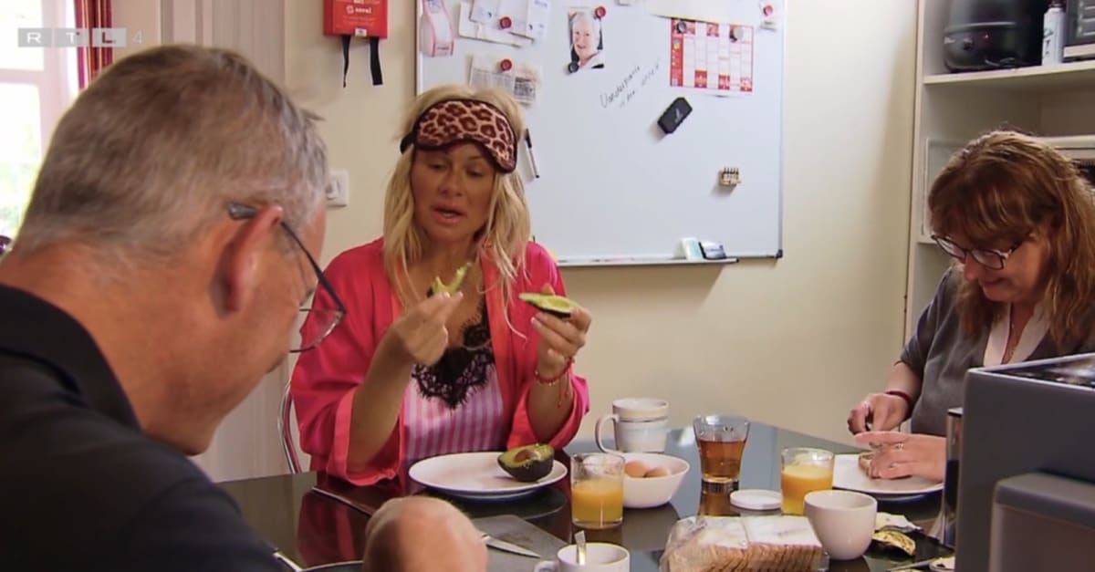 B&B Vol Liefde-fans kijken vol afschuw naar 'barbie-outfit' Sylwia | Shownieuws