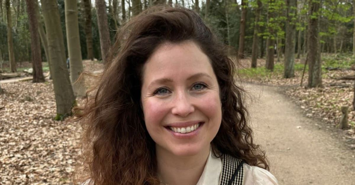 Sanne Vogel staat stil bij groot verlies | Shownieuws