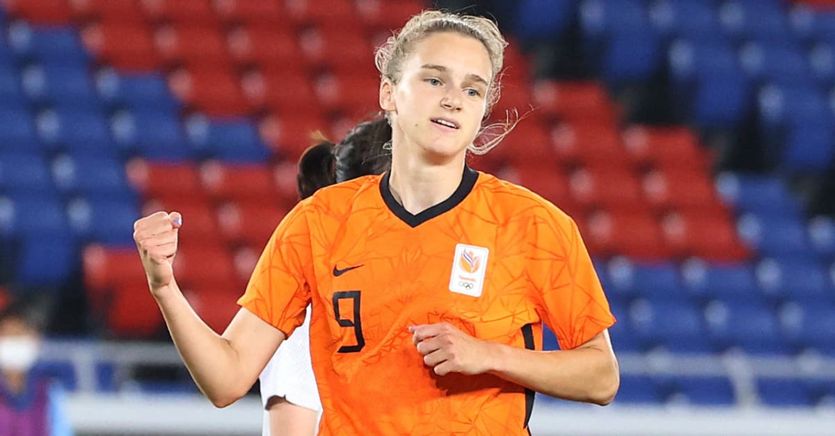 Voetbalsters Oranje krijgen voortaan dezelfde beloning als mannen