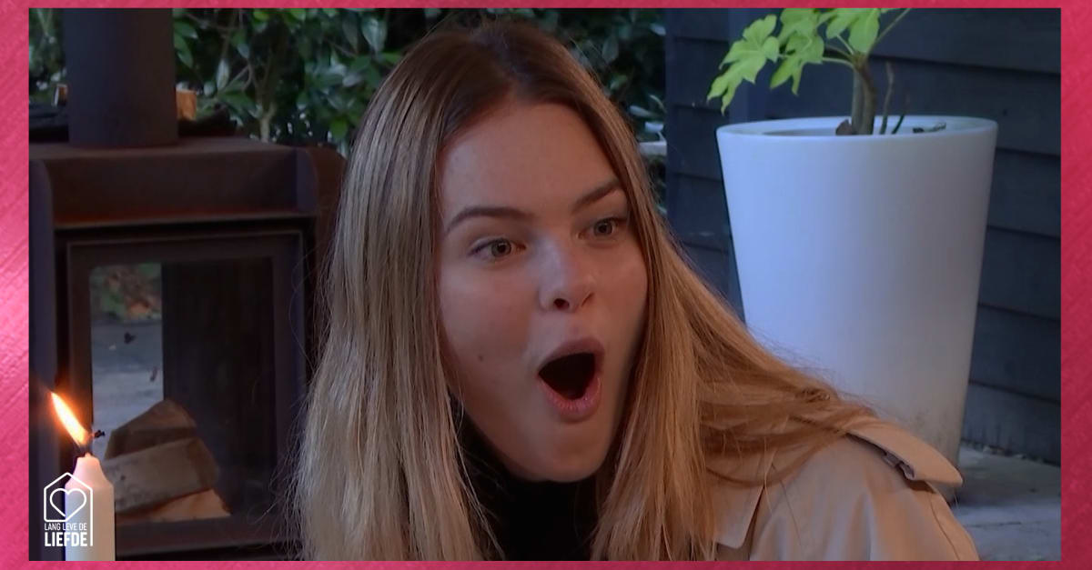 Steph loopt elke zomer een maandlang buttnaked
