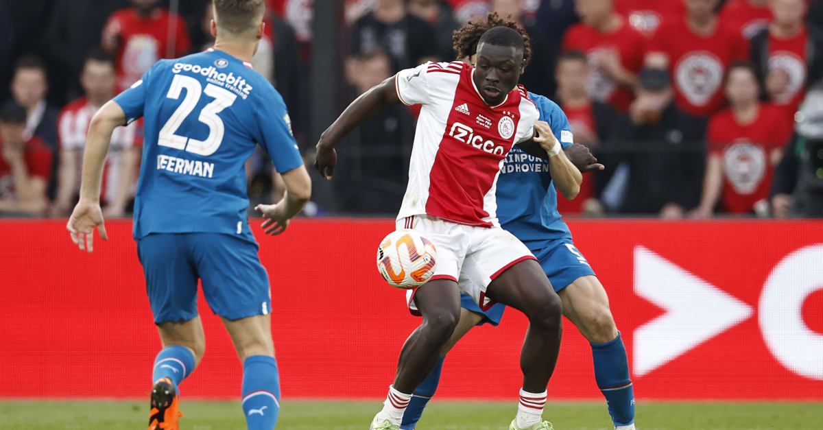 Lush Kansen Over En Weer Bij Psv-ajax • Nec Doet Wat Terug Tegen Heerenveen (3-1) Artwork Art Lush Kansen Over En Weer Bij Psv-ajax • Nec Doet Wat Terug Tegen Heerenveen (3-1) Artwork Art