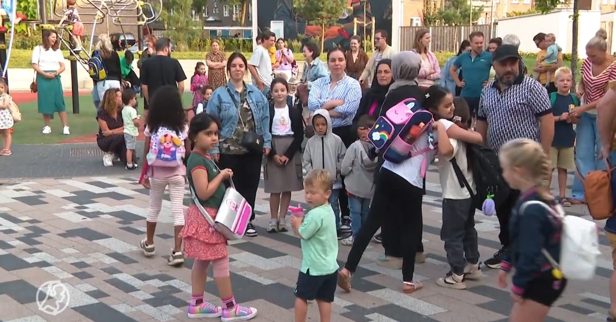 eerste-schooldag-voor-kinderen-in-zuiden-van-het-land