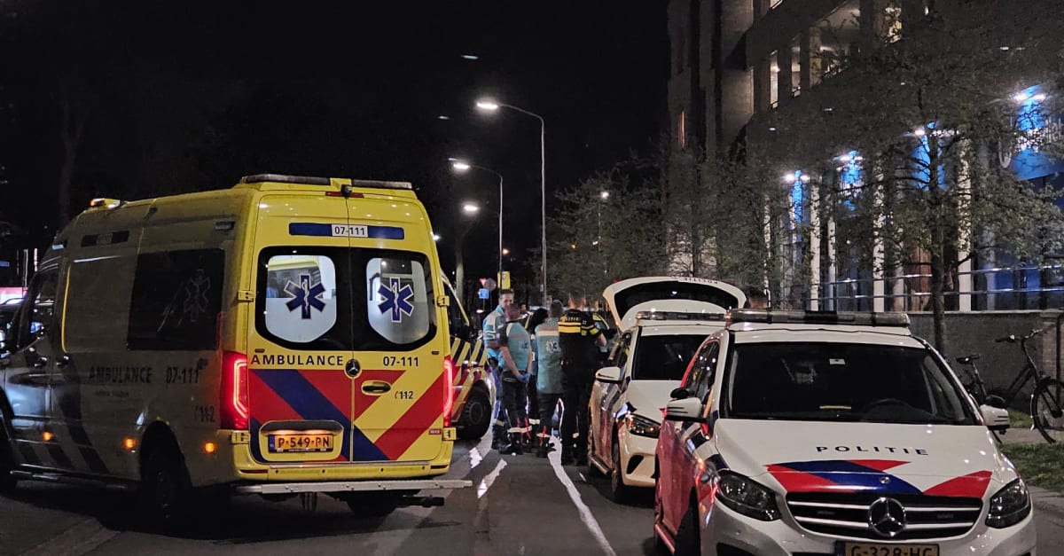 Politieagenten onwel bij betreden woning, dode aangetroffen | Hart van