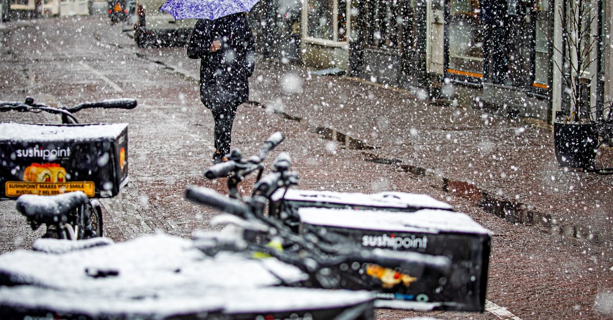 Regen, hagel, en zelfs sneeuw: winterse buien trekken over het land