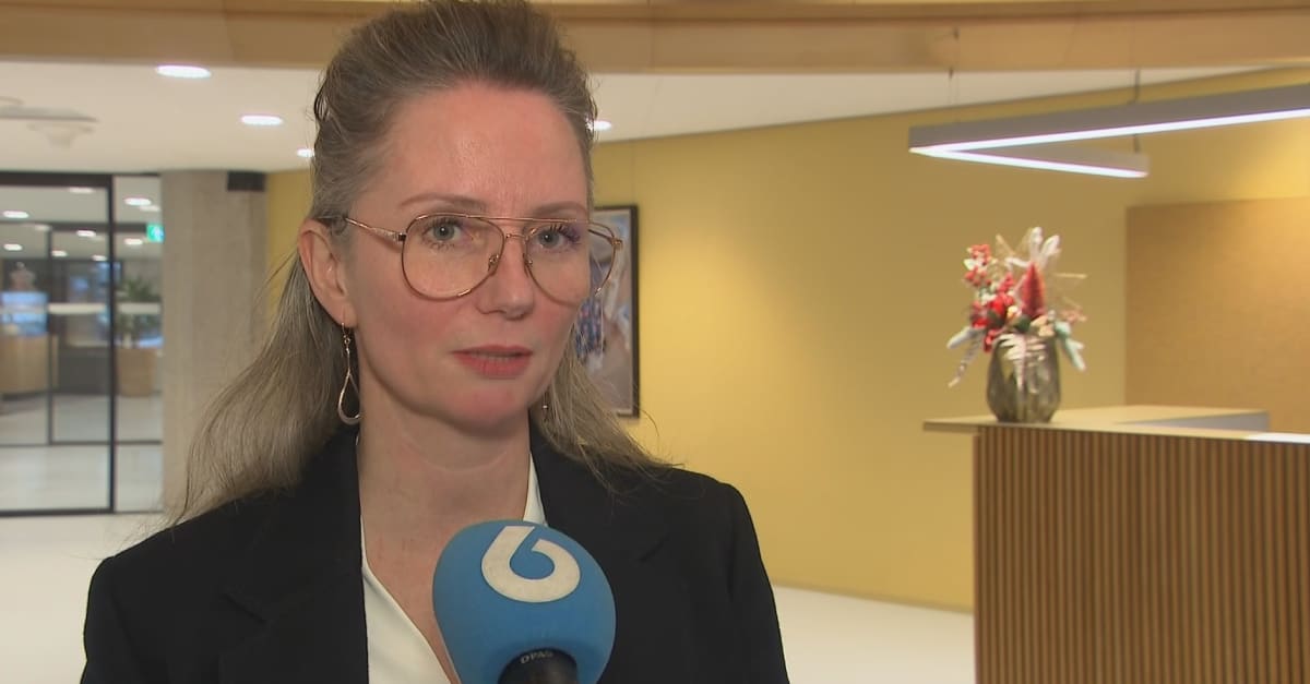 Agema reageert fel op beschuldigingen: 'Ga mij niet voor de bus gooien