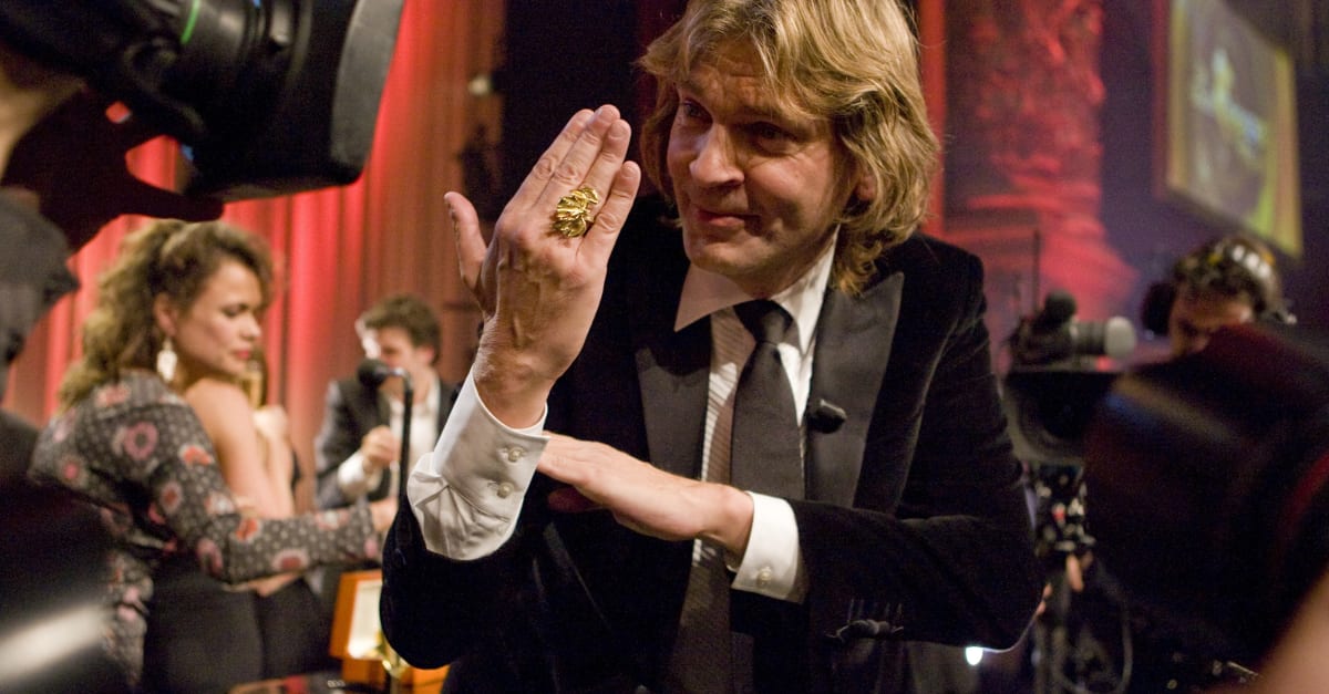 Mag DWDD de gewonnen Televizier-Ring houden na onthullingen rond Van