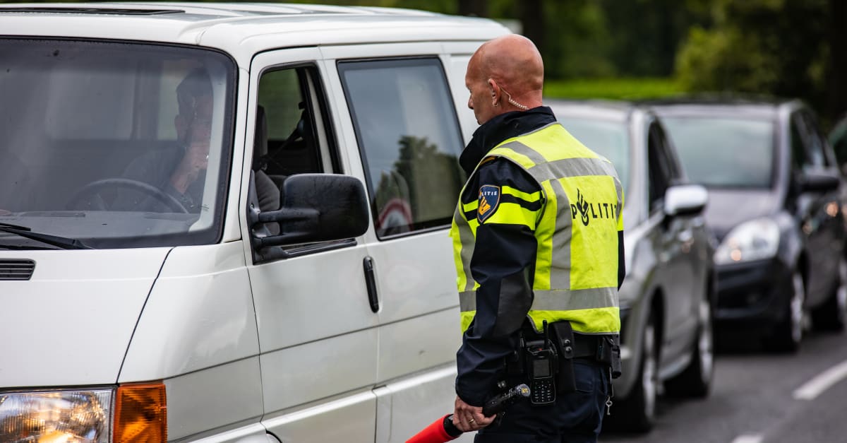 Wanneer mag de politie je auto doorzoeken? | Hart van Nederland