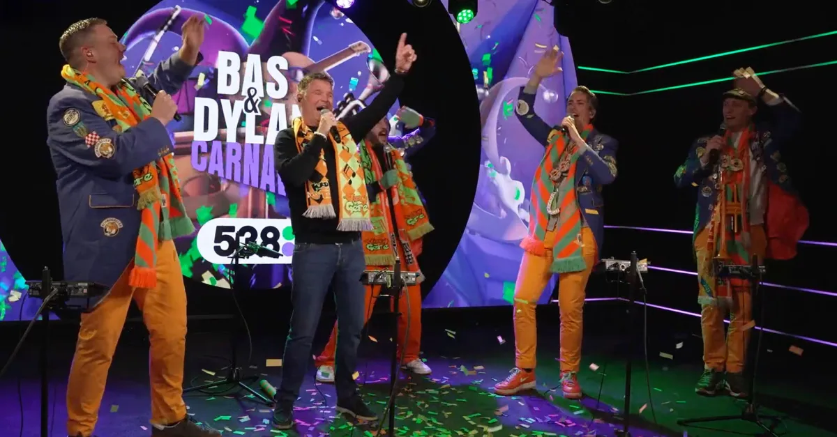 Veul G re En Wolter Kroes Trappen De Carnavalsweek Af Bij Bas Dylan veul-g-re-en-wolter-kroes-trappen-de-carnavalsweek-af-bij-bas-dylan