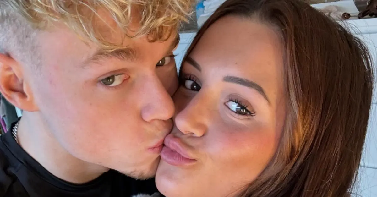 Bevestigd: De Bondgenoten-Floris en Senna uit elkaar | Shownieuws