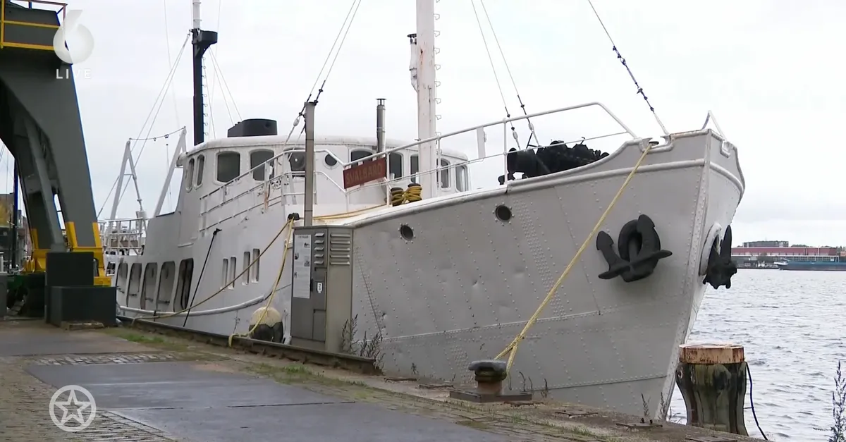 Douwe Bob verkoopt zijn geliefde boot