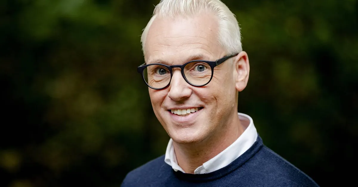 Rudolph van Veen voor het eerst opa geworden: 'Een wondertje' | Shownieuws