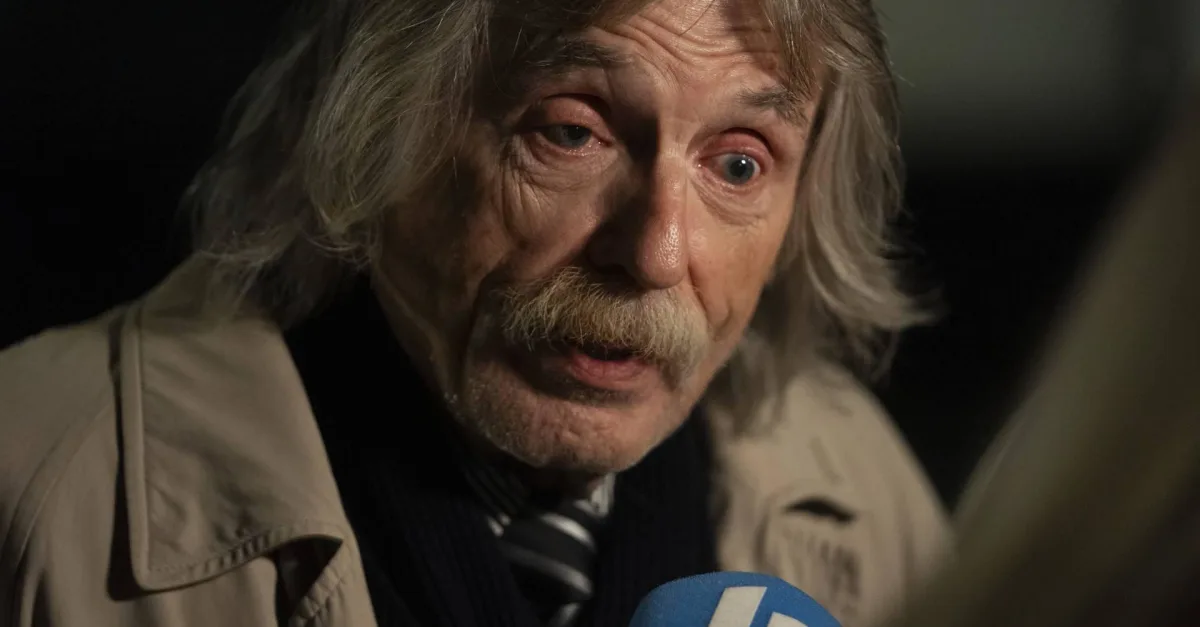 Johan Derksen haalt hard uit naar nieuw programma Emma Wortelboer: 'Smakeloos  amusement' | Shownieuws