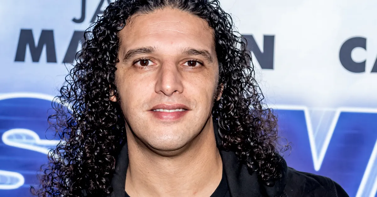 Ali B is door het dolle heen | Shownieuws