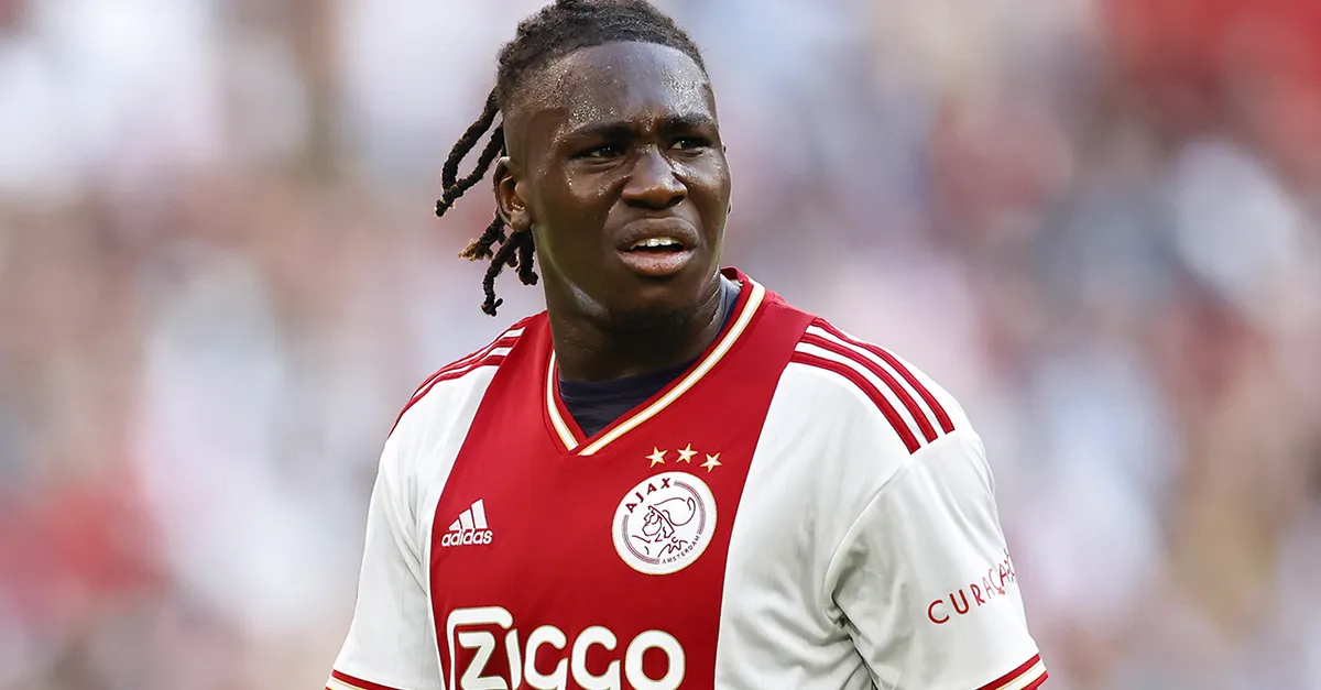 Miskoop 'Hemeltjelief, Calvin Bassey is nu al de miskoop van het jaar ...
