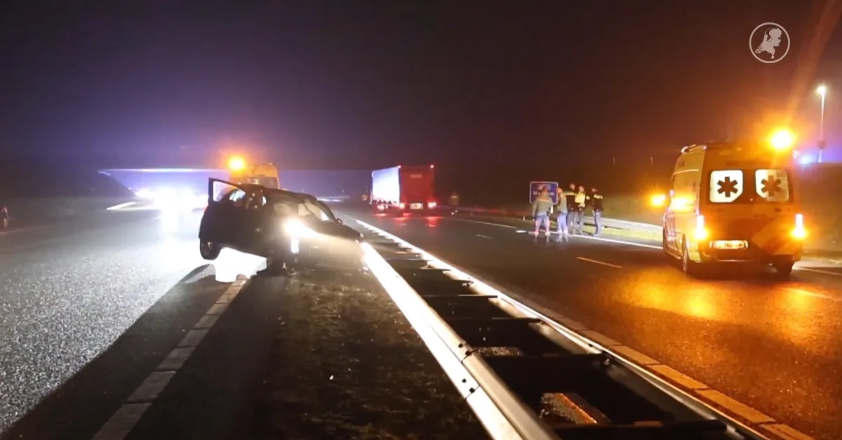 Fatale aanrijding met politiewagen op N31 bij Leeuwarden