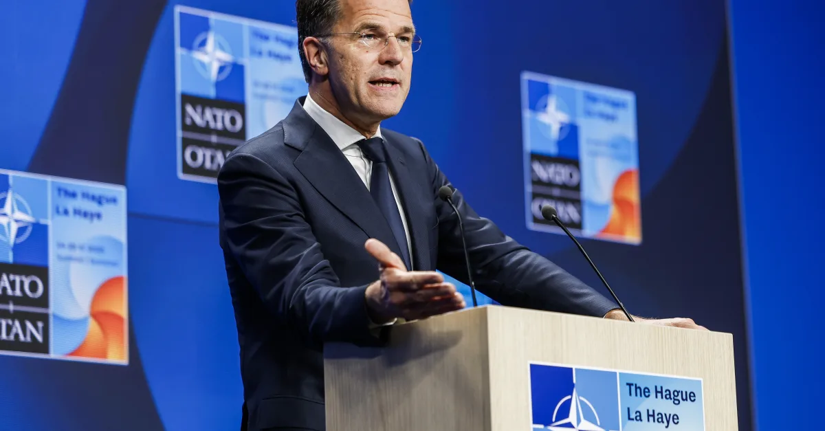 Mark Rutte in de spotlights met Internationale Prijs van de Vrede