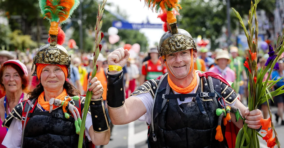 Alex en Bennie Solo brengen speciaal Vierdaagse-lied: Een Bossie ...